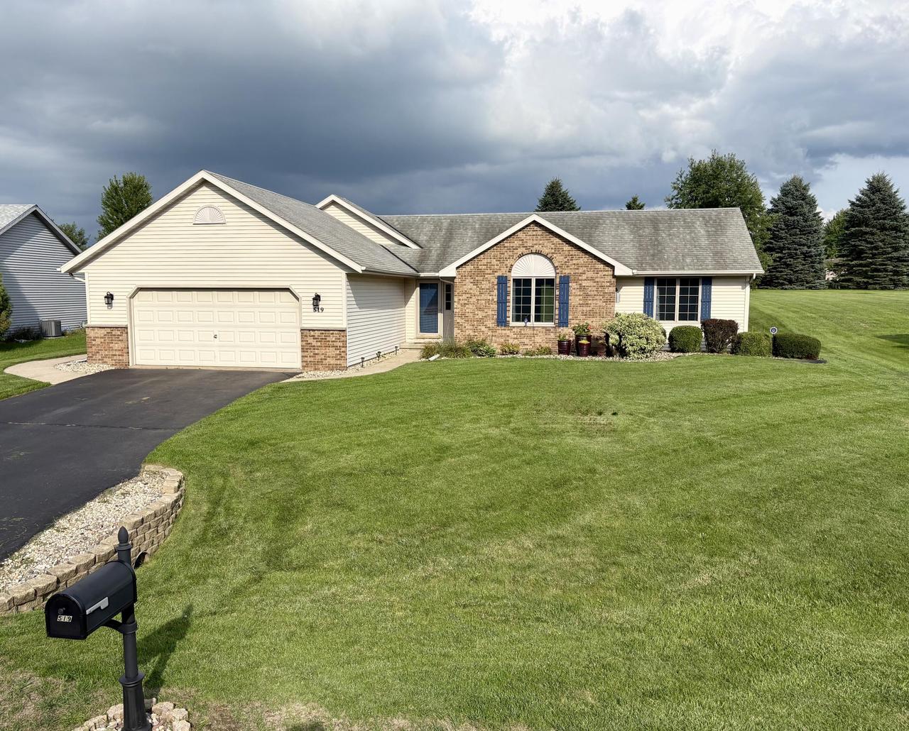 519 Danielson Drive — photo
