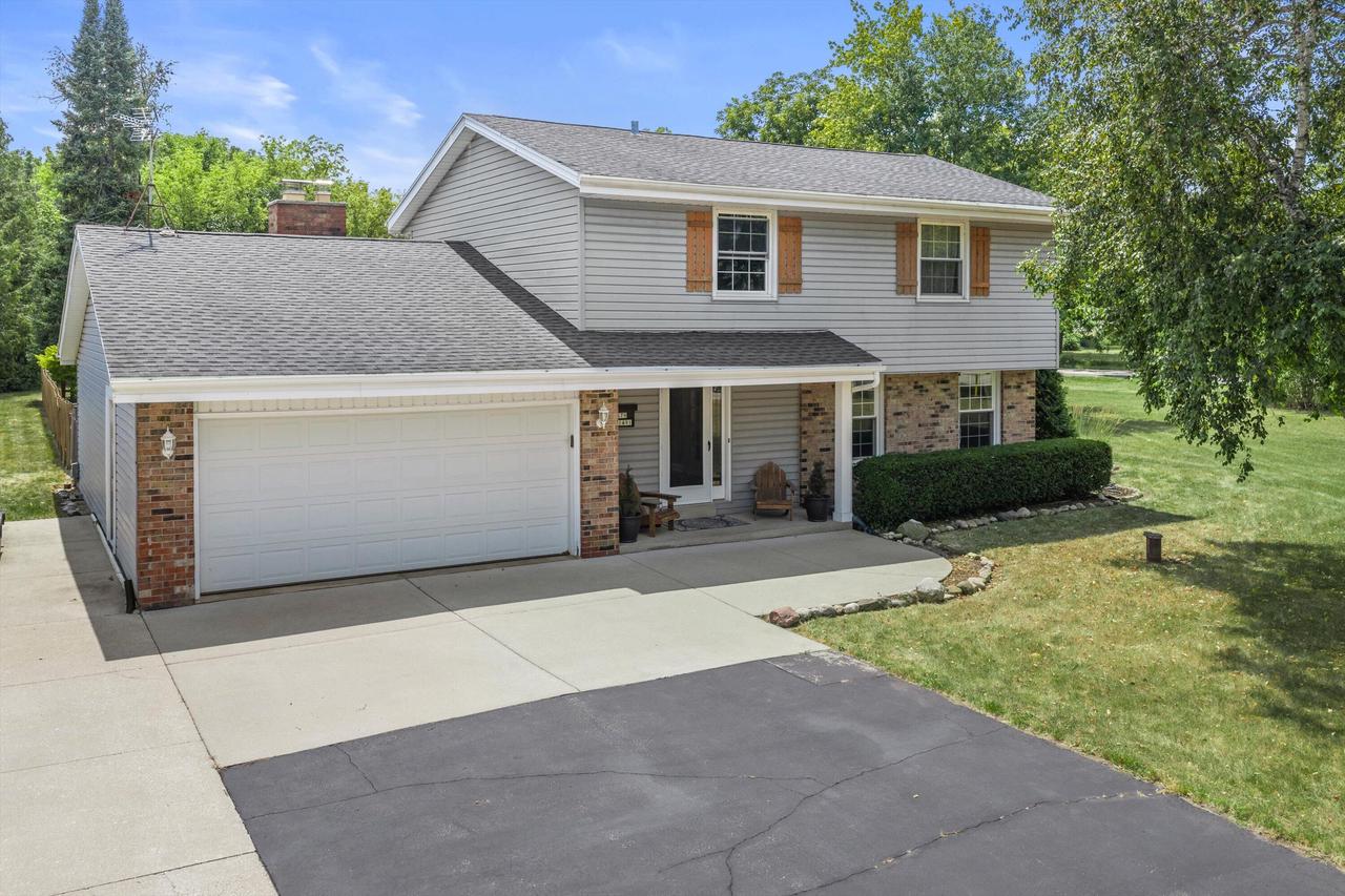 S79W31491 Green Meadow Drive — photo
