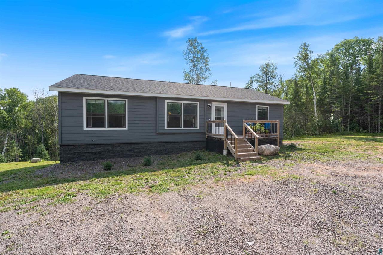 4215 E Neuman Road, Superior, WI 54880