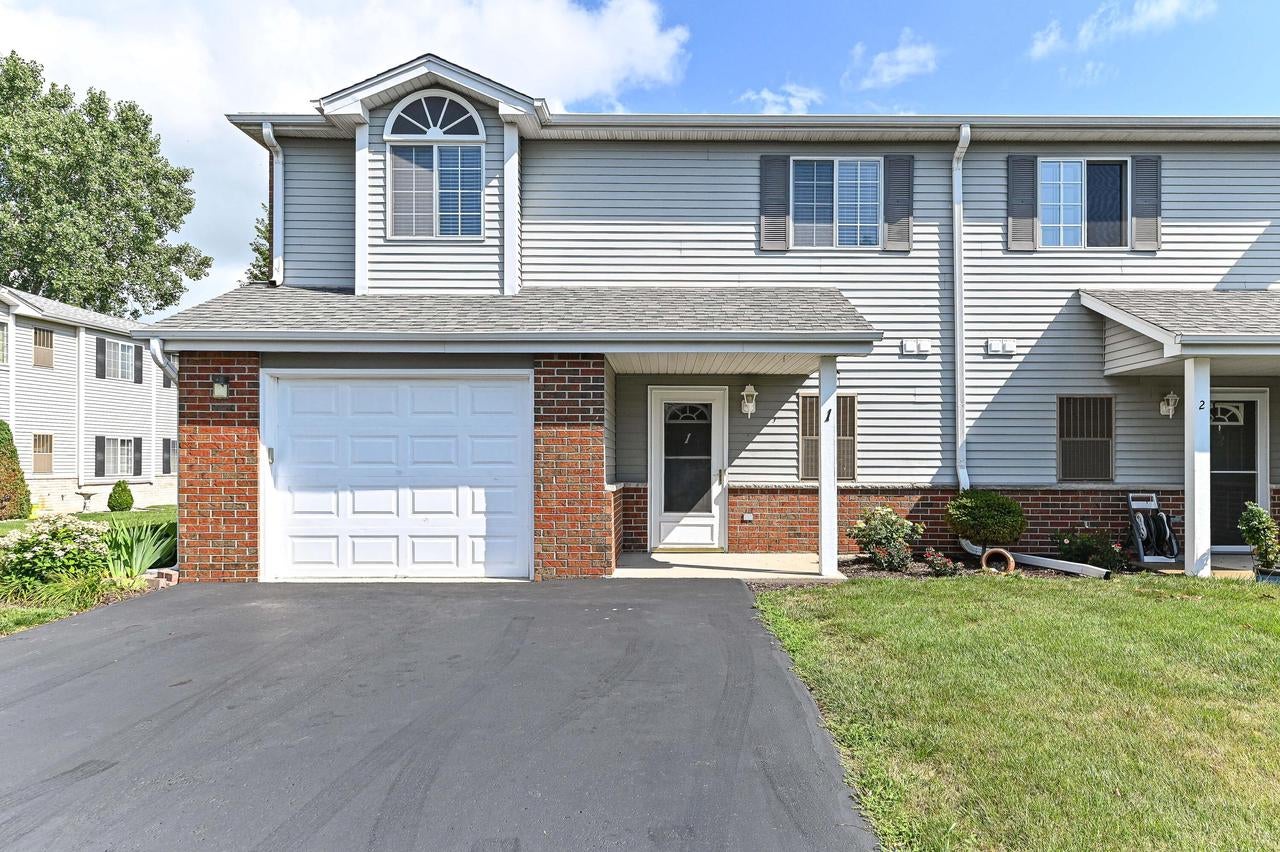 7122 Fieldview Drive 1 — photo