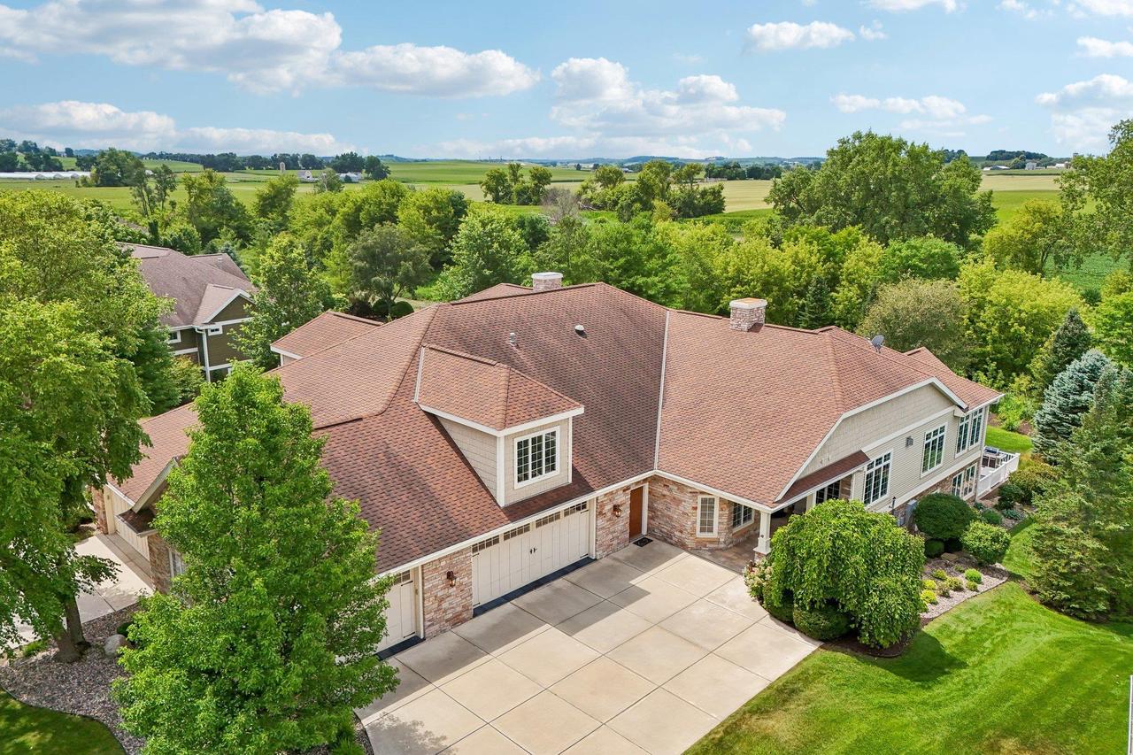 1616 Bellewood Drive — photo
