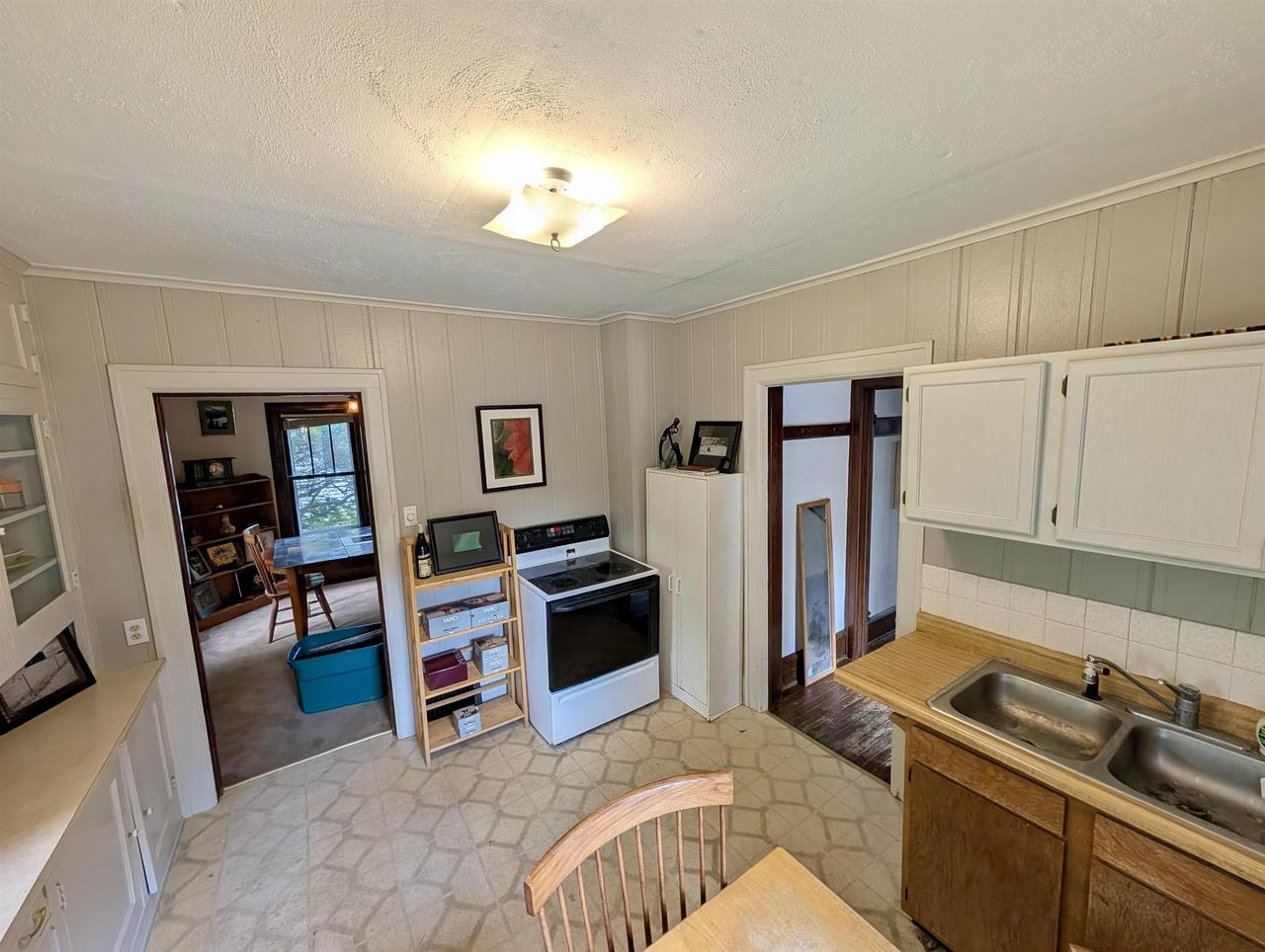 516 E Maple STREET, Appleton, WI 54915 — photo 2