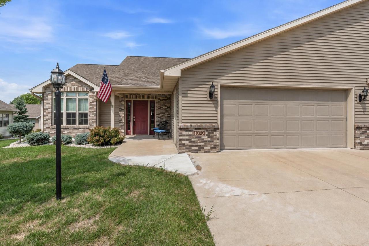 1373 Candlelight Lane — photo