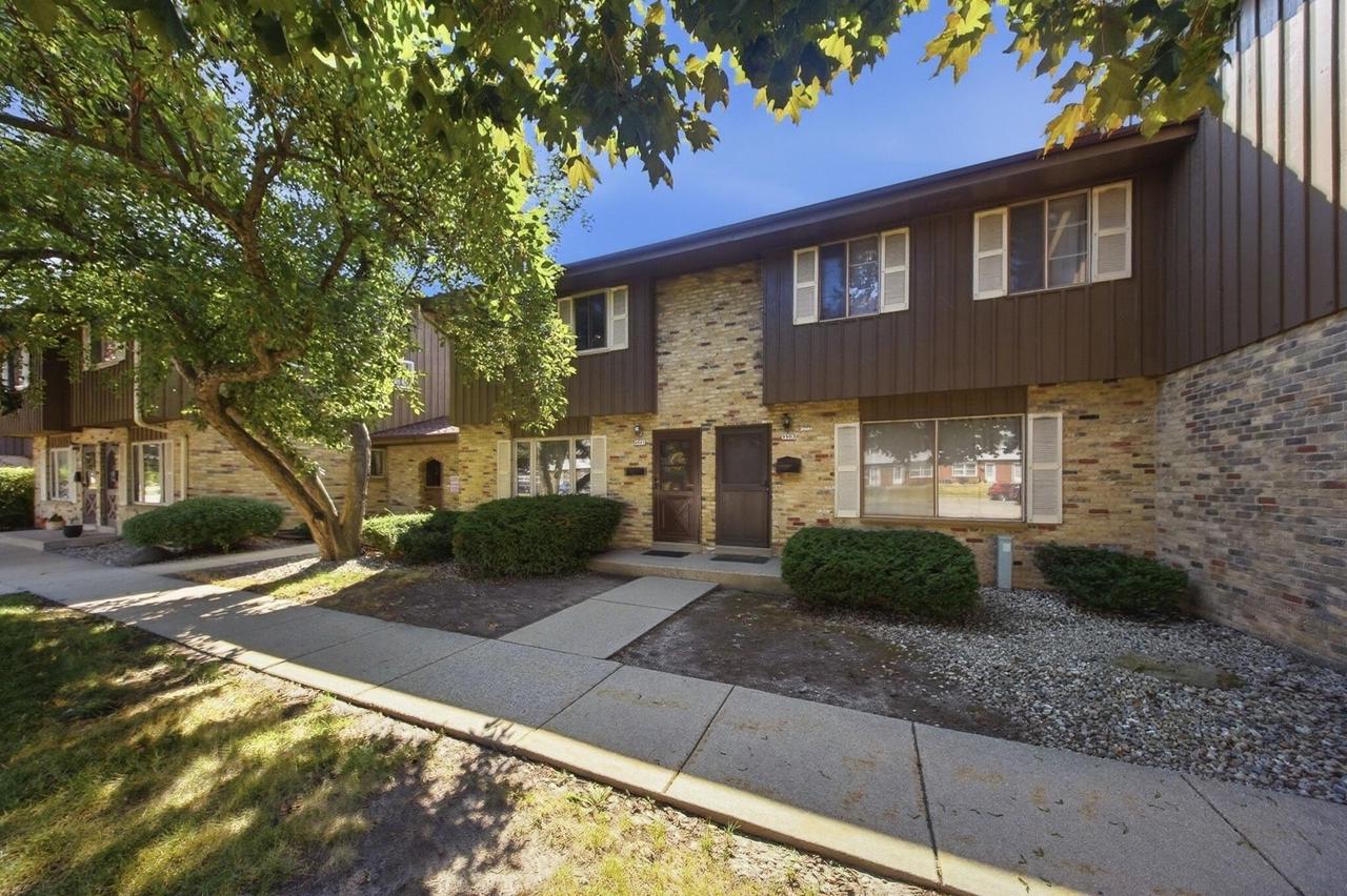 9901 W Beloit ROAD, Milwaukee, WI 53227 — photo 2