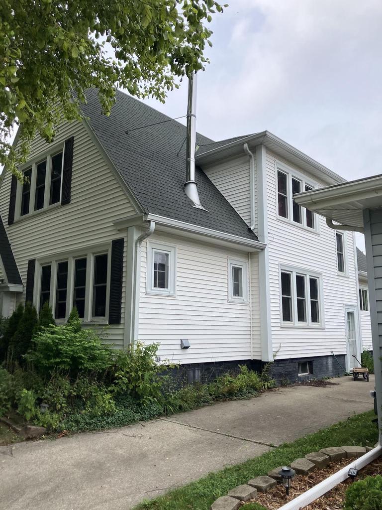 704 William STREET, Racine, WI 53402 — photo 2