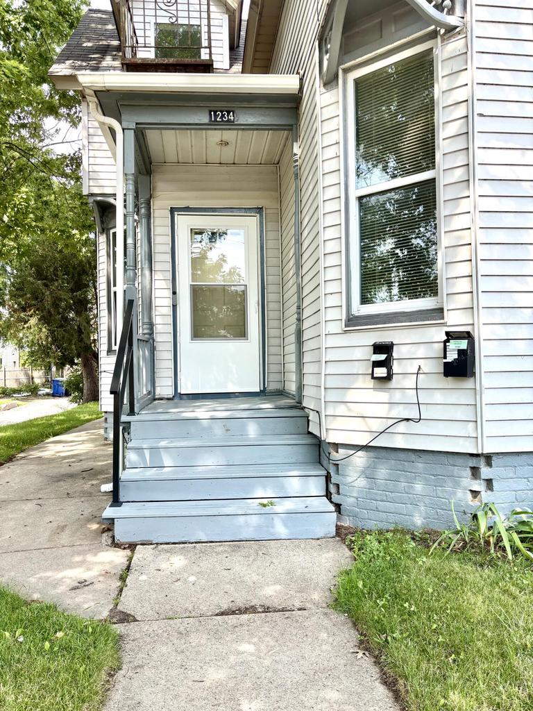 1234 Highland AVENUE, Racine, WI 53403 — photo 2