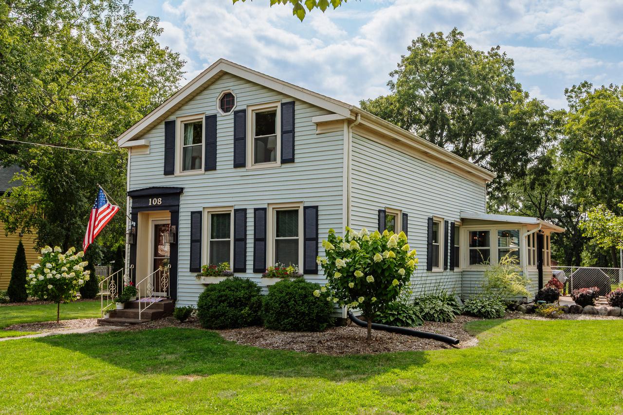 108 S State STREET, Rochester, WI 53167 — photo 2