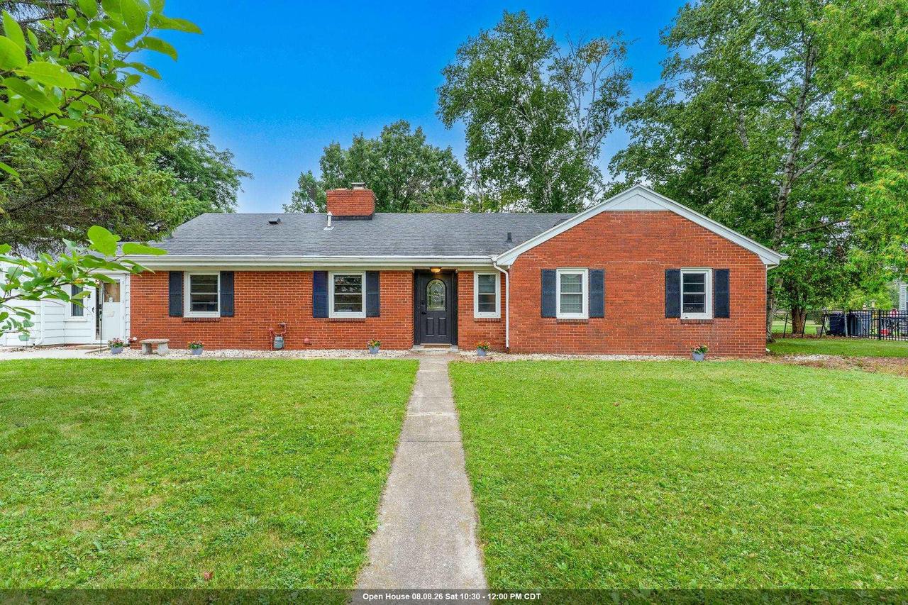 434 Beaupre Street — photo