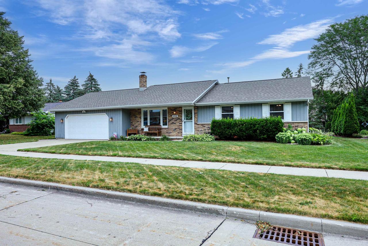 1002 S Covenant Lane, Appleton, WI 54915 — photo 3