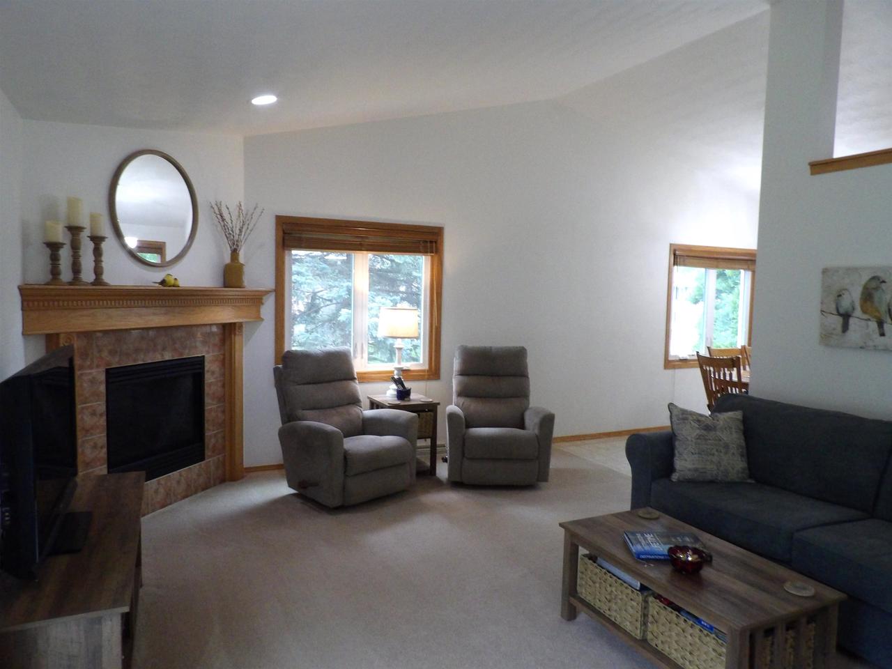 209 Windfield Court, Wrightstown, WI 54180 — photo 3