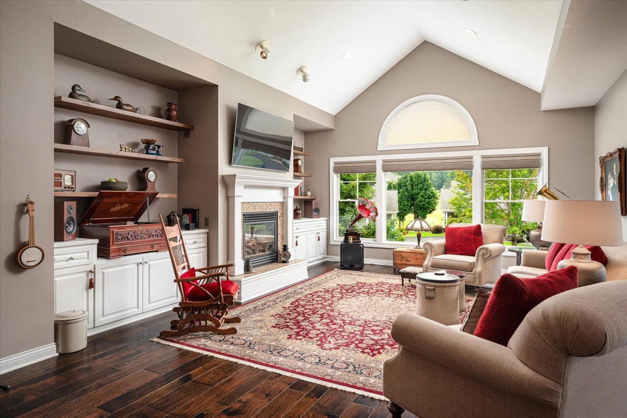 605 Marcou ROAD, Onalaska, WI 54650 — photo 2