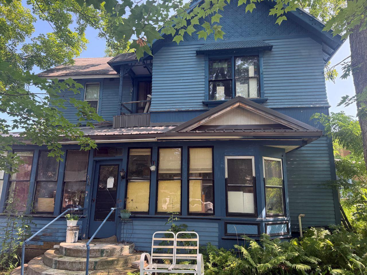 312 E Garfield Avenue — photo