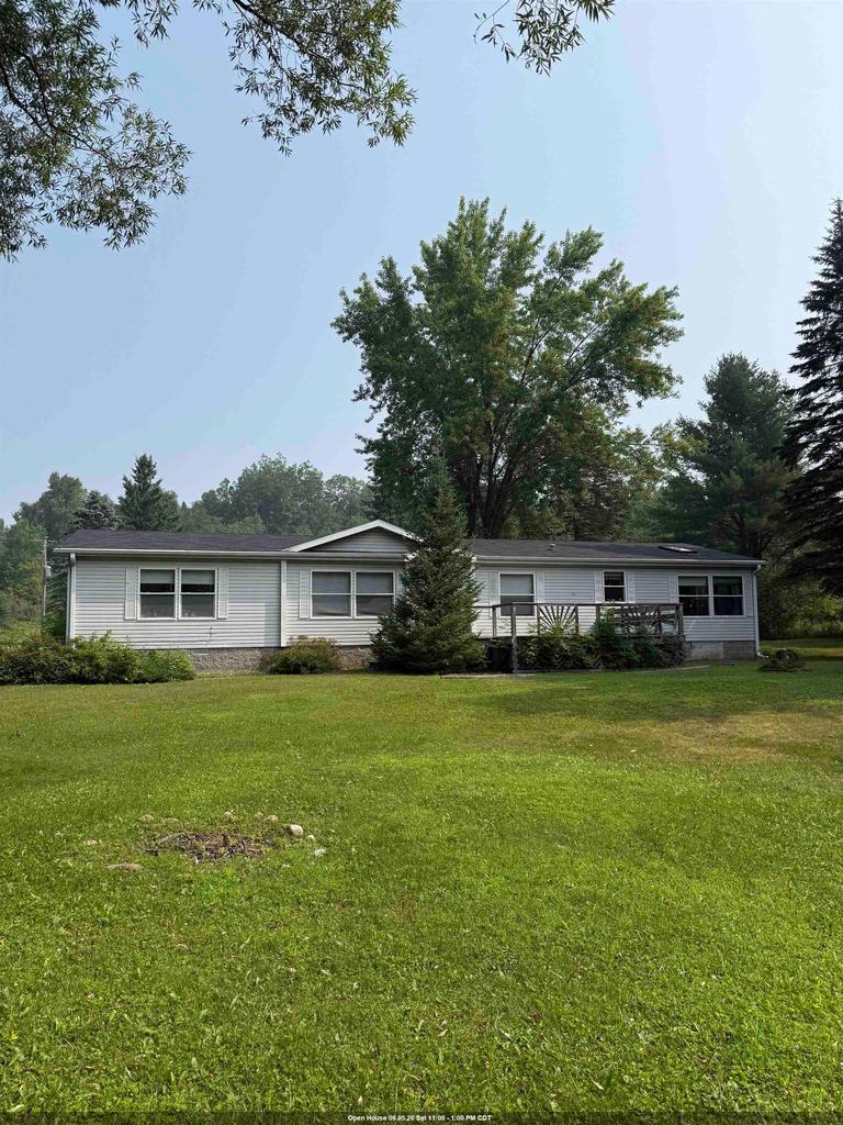 15207 Brook Lane — photo