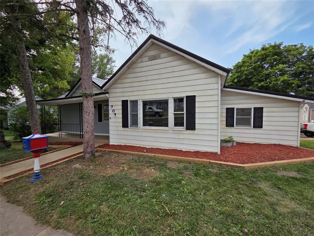 702 W Prospect Street — photo