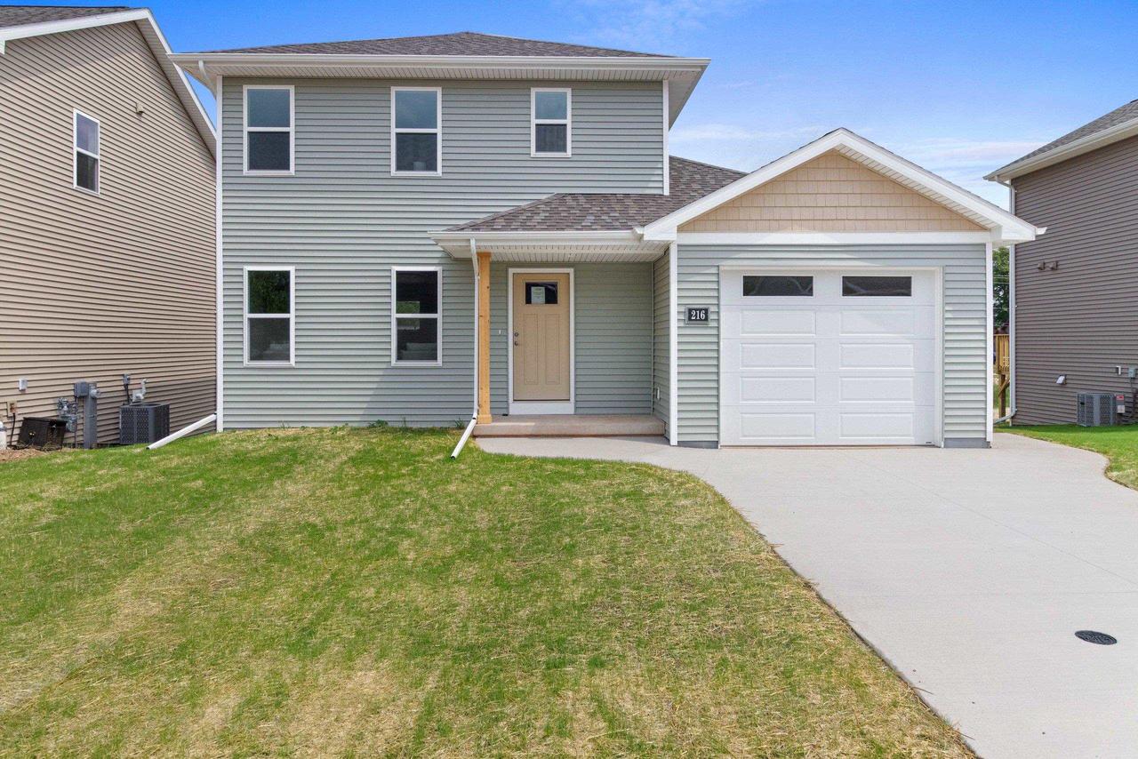 216 Fairview Lane — photo