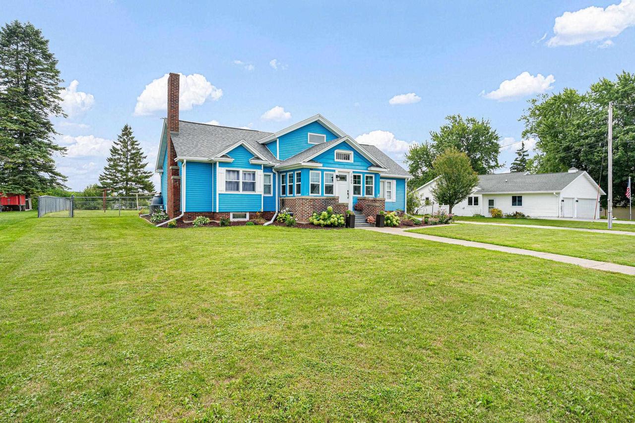1069 Metomen STREET, Ripon, WI 54971 — photo 2