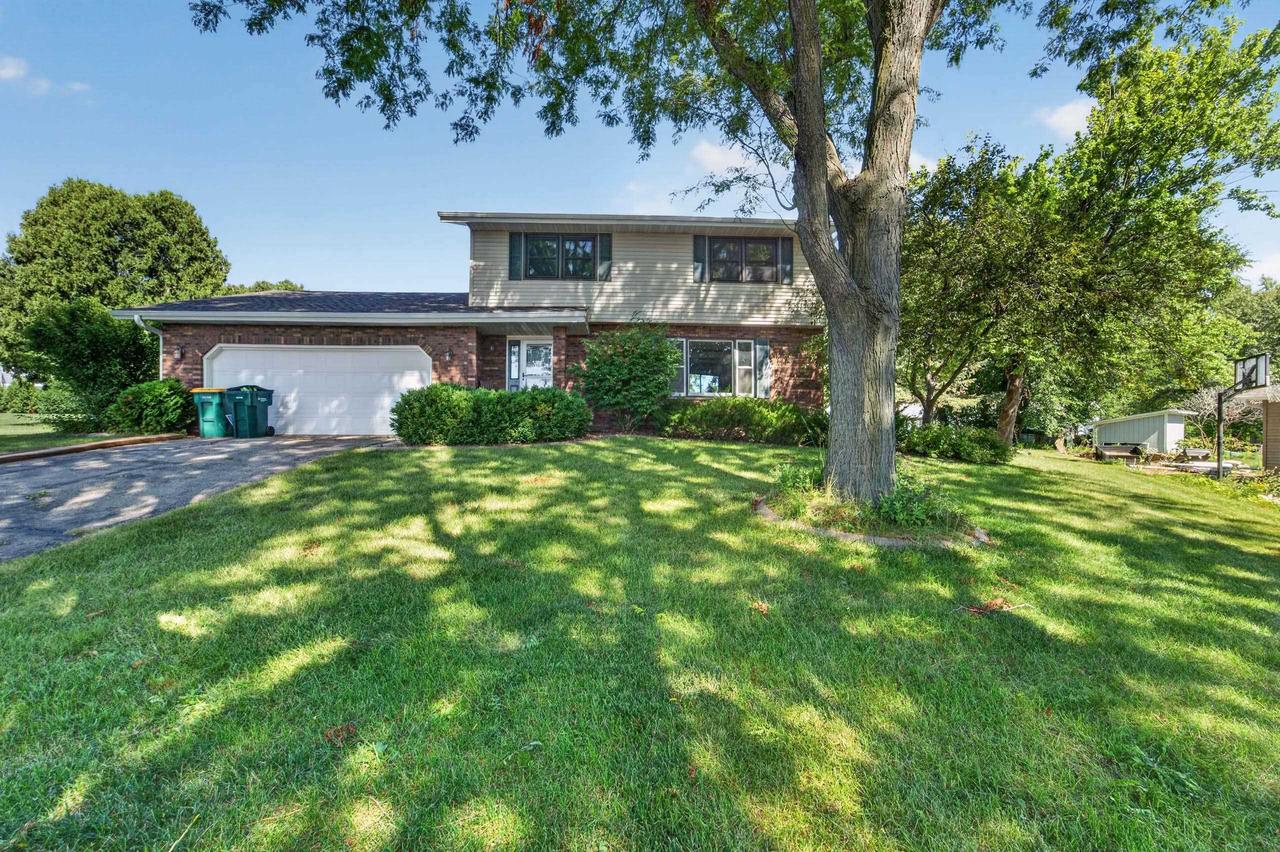 4552 Falcon Court — photo