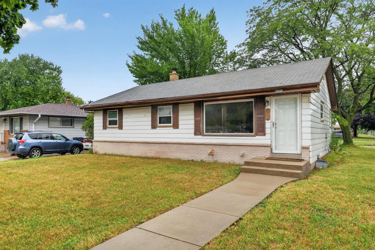 8000 W Mill ROAD, Milwaukee, WI 53218 — photo 2