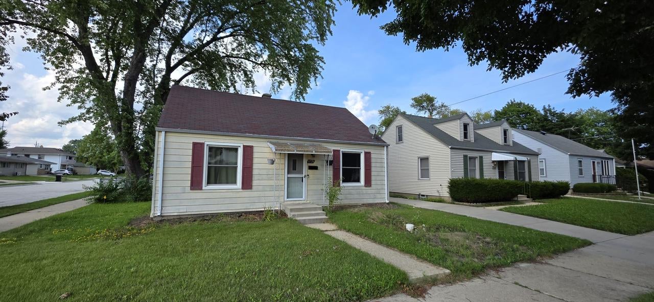 3724 20th STREET, Racine, WI 53405 — photo 2