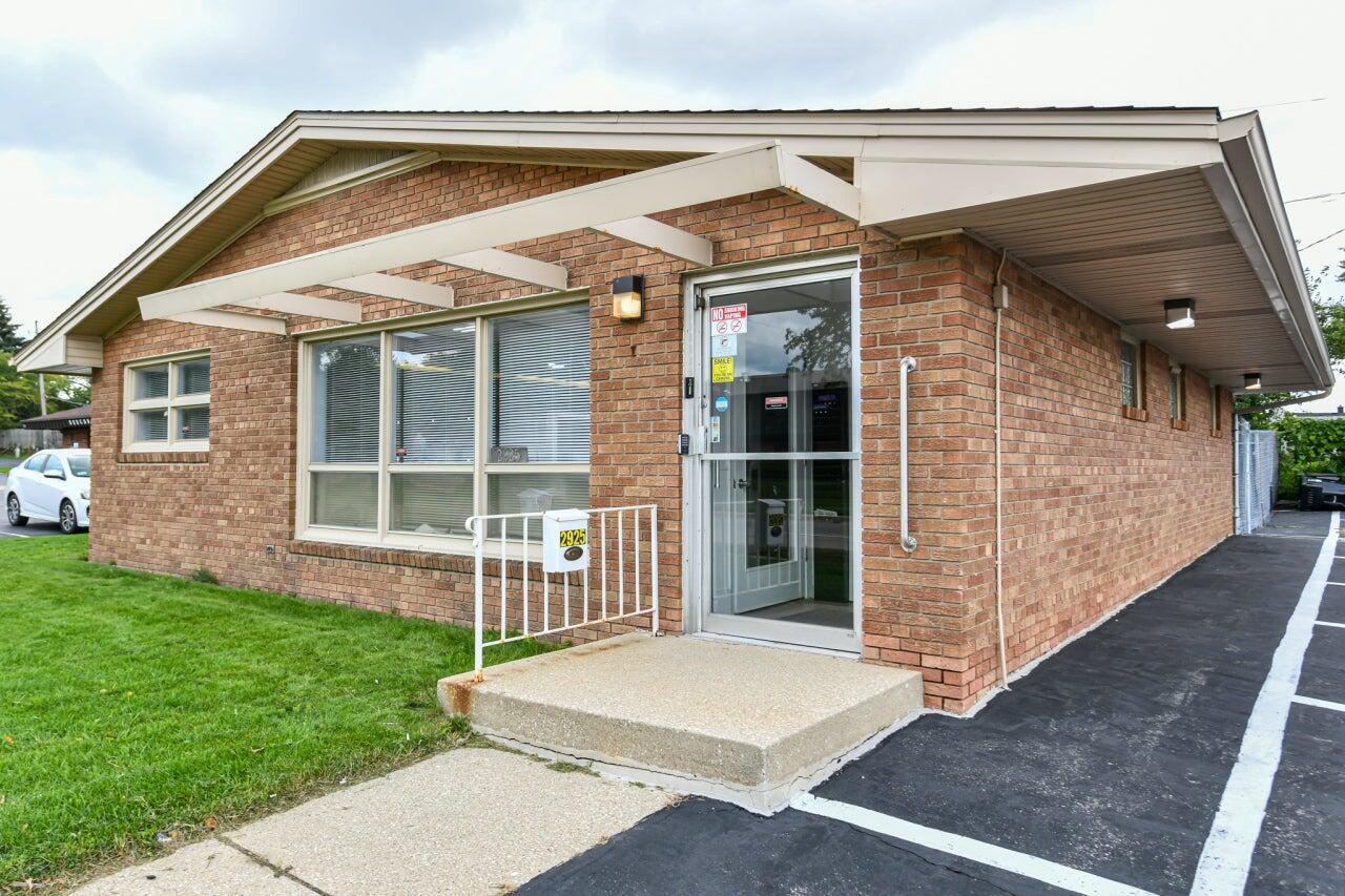 2925 Rapids Drive — photo
