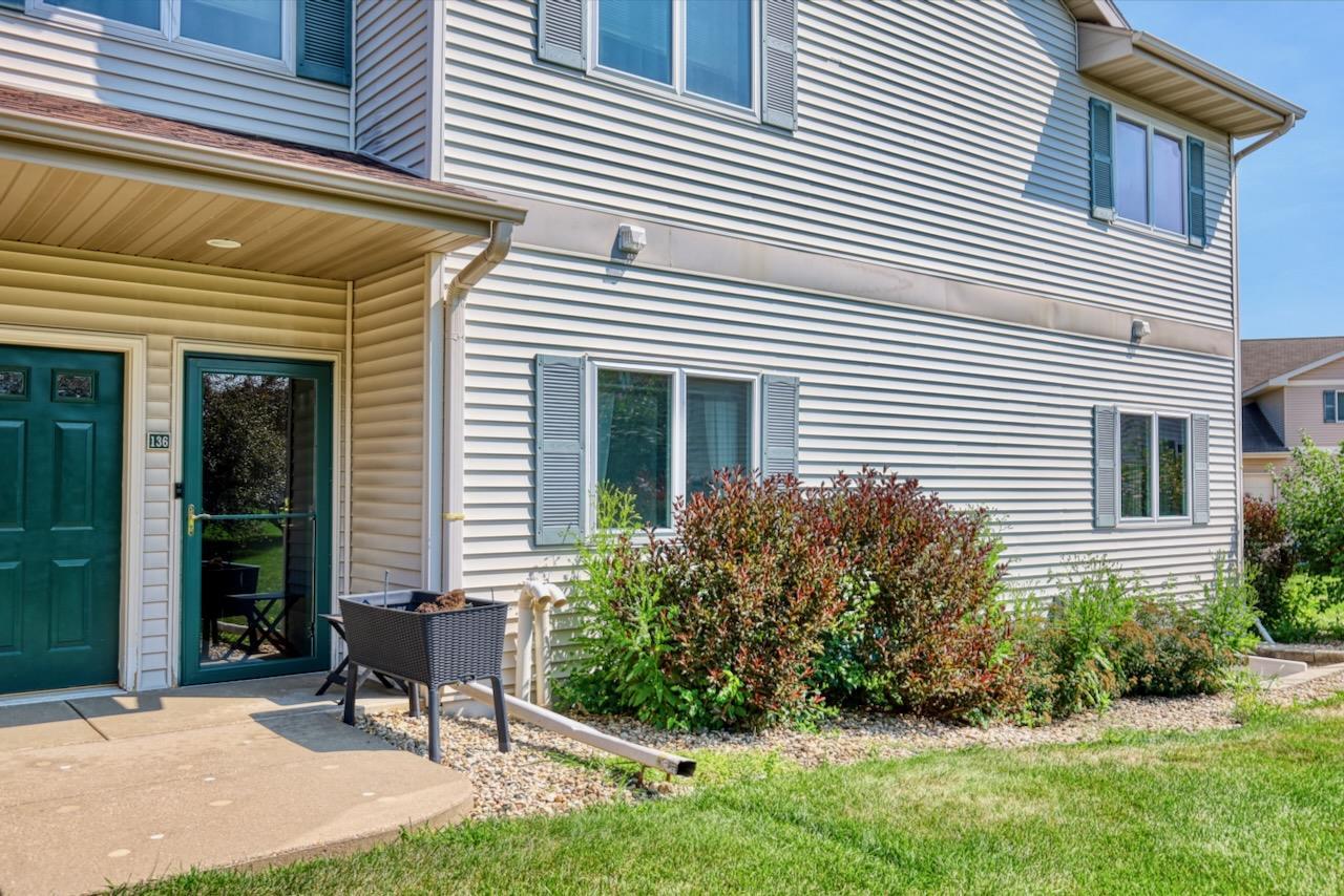 136 Alpine Meadows Court — photo