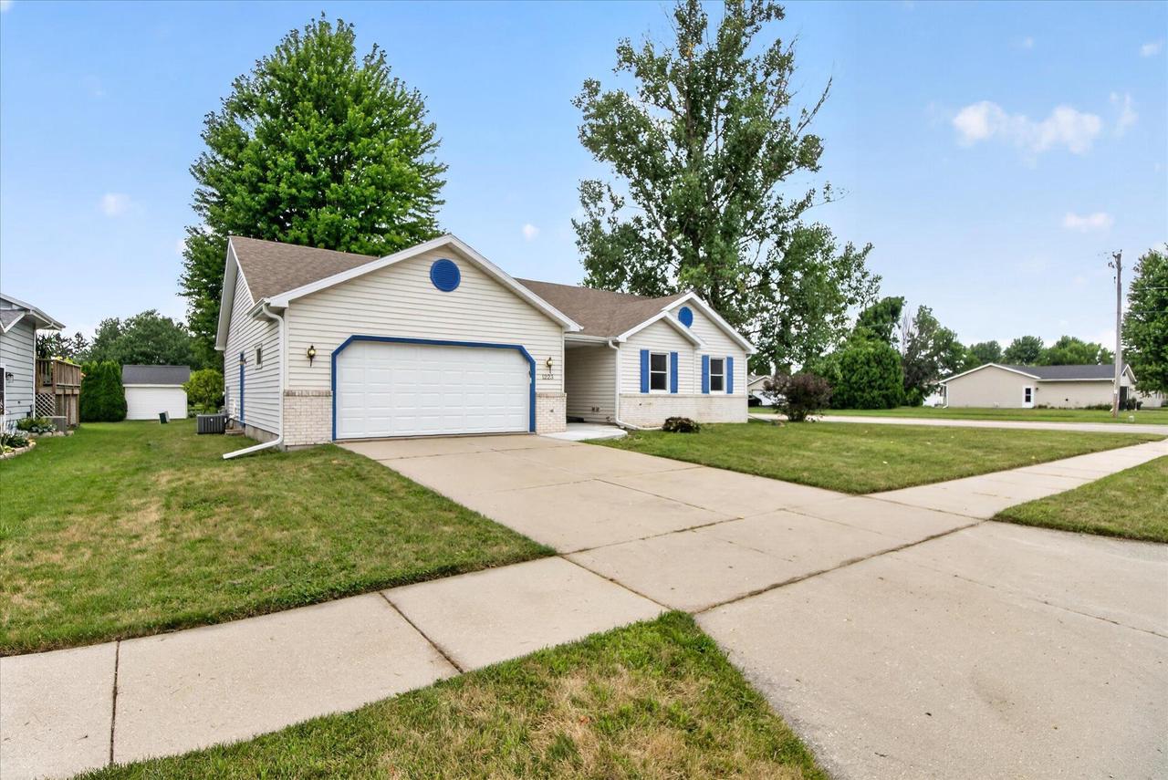 1223 Alpine Drive — photo