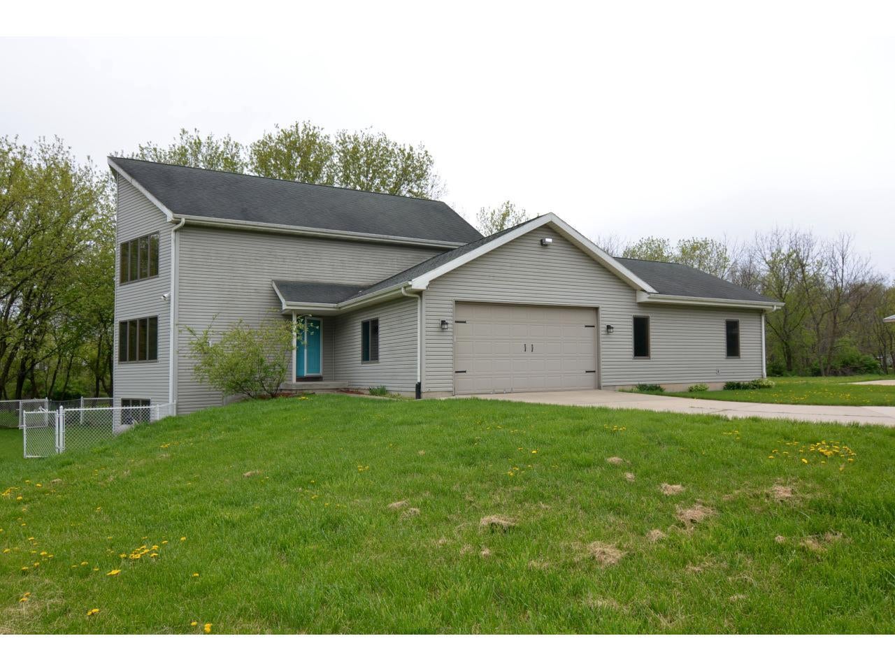 4805 Schneider Drive — photo