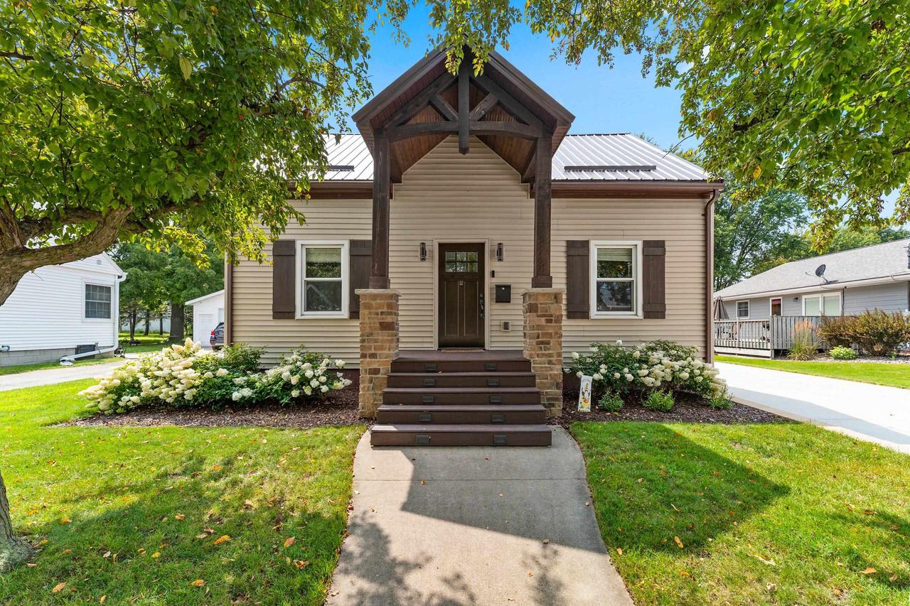 532 Robbins Street — photo