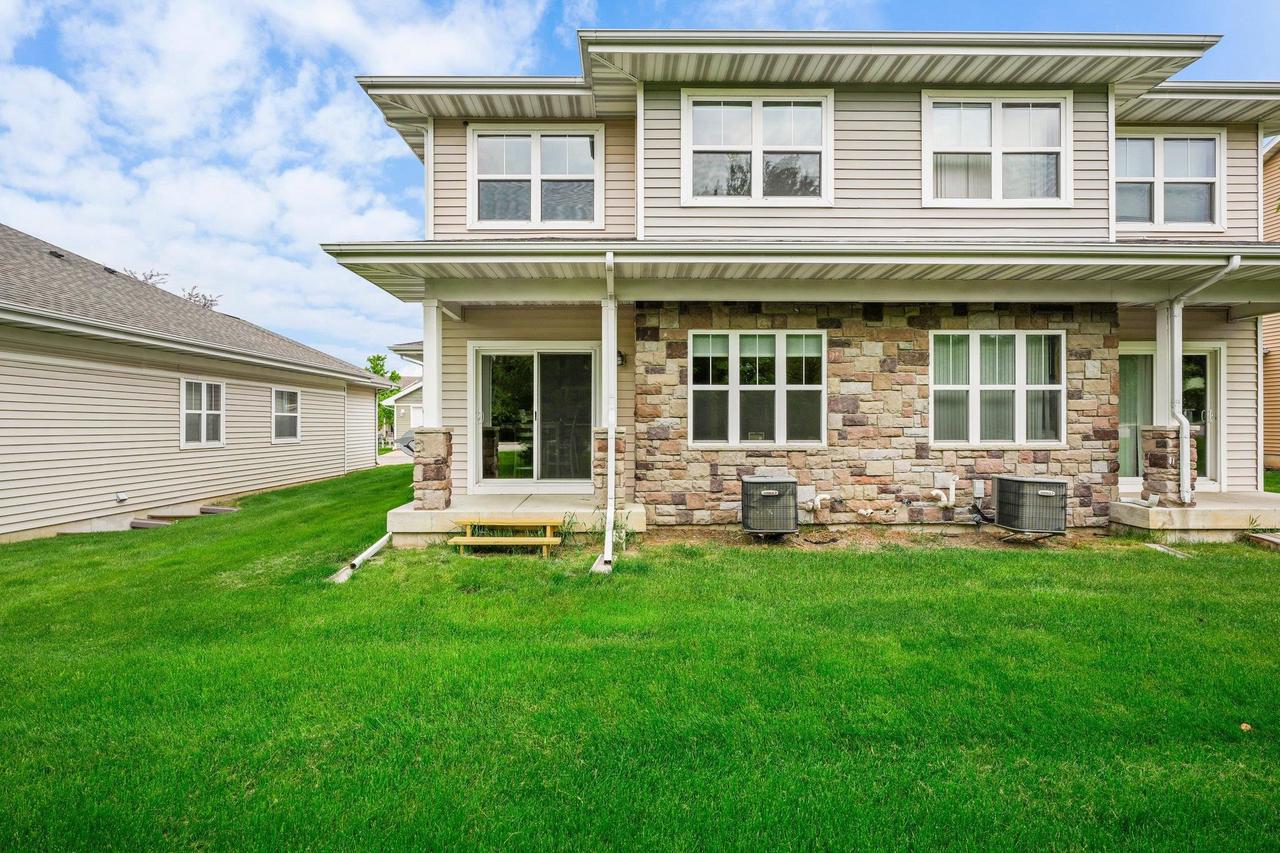 5113 Merwood Lane 113 — photo