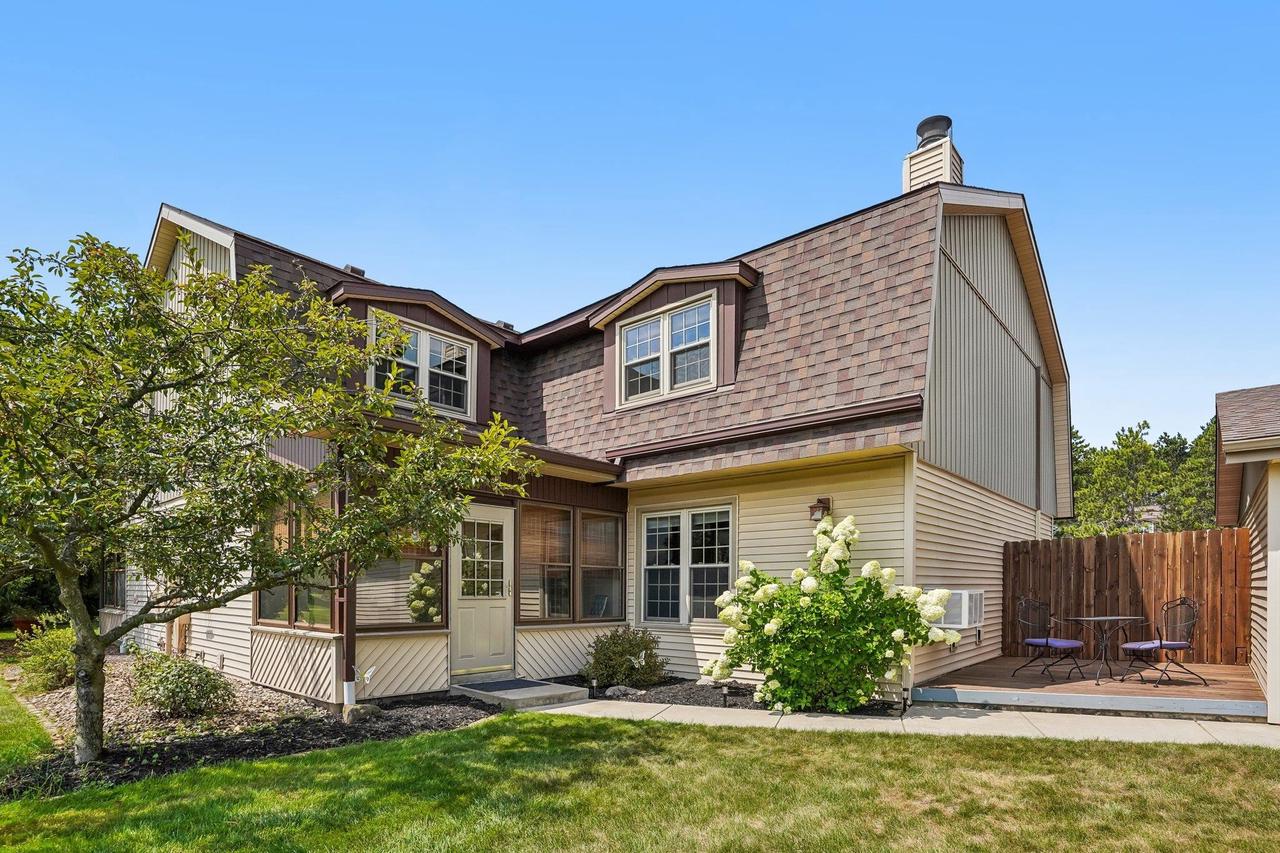 111 Saddle Ridge — photo