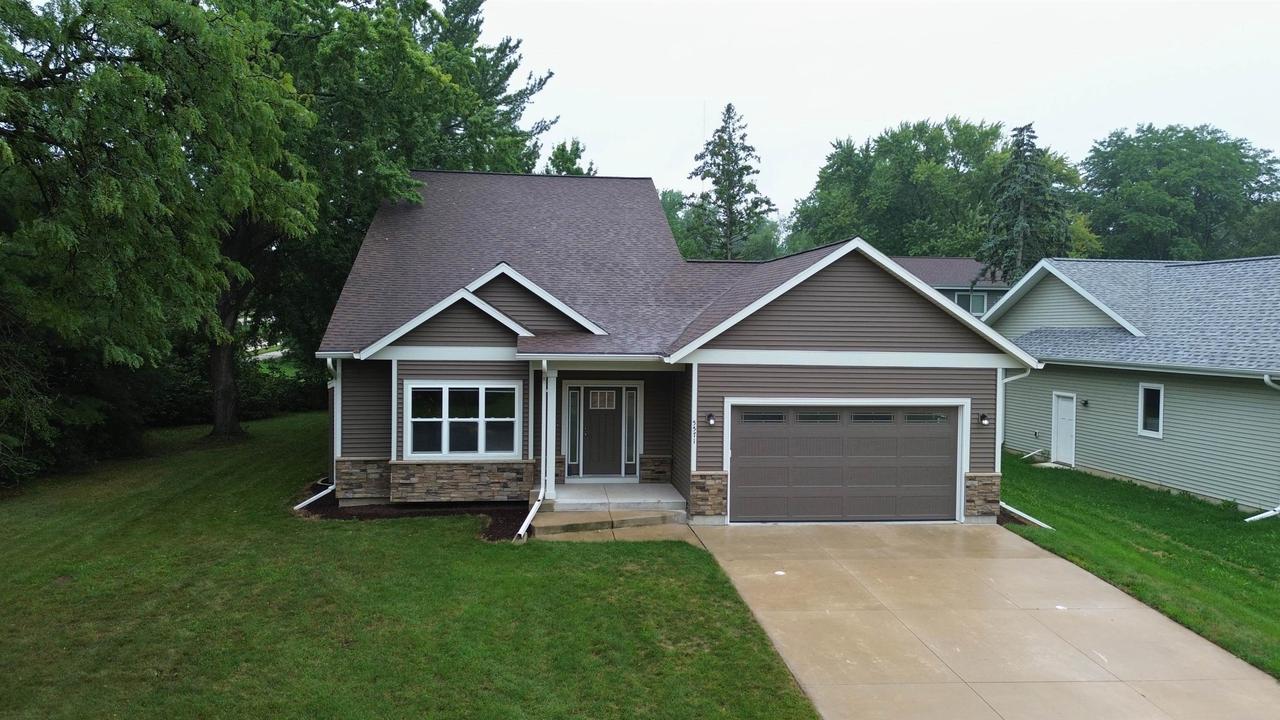 5571 Cheryl Drive — photo