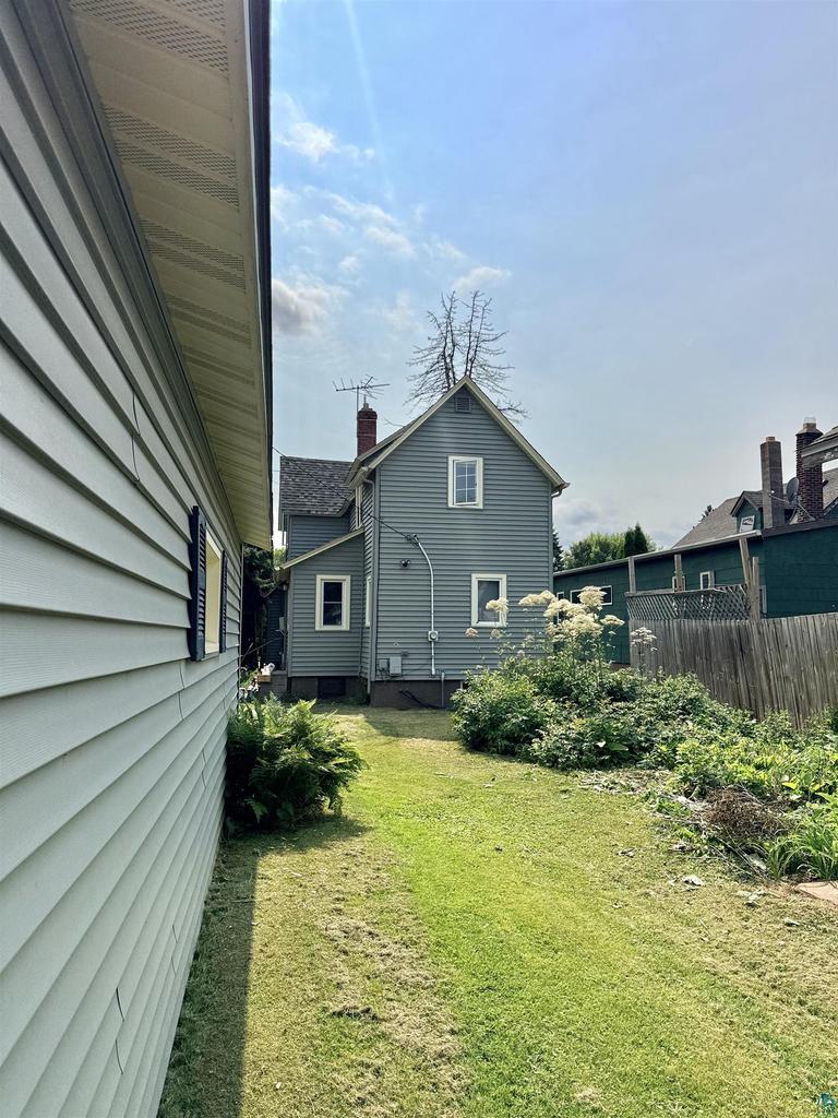 2905 E 5th Street, Superior, WI 54880 — photo 3