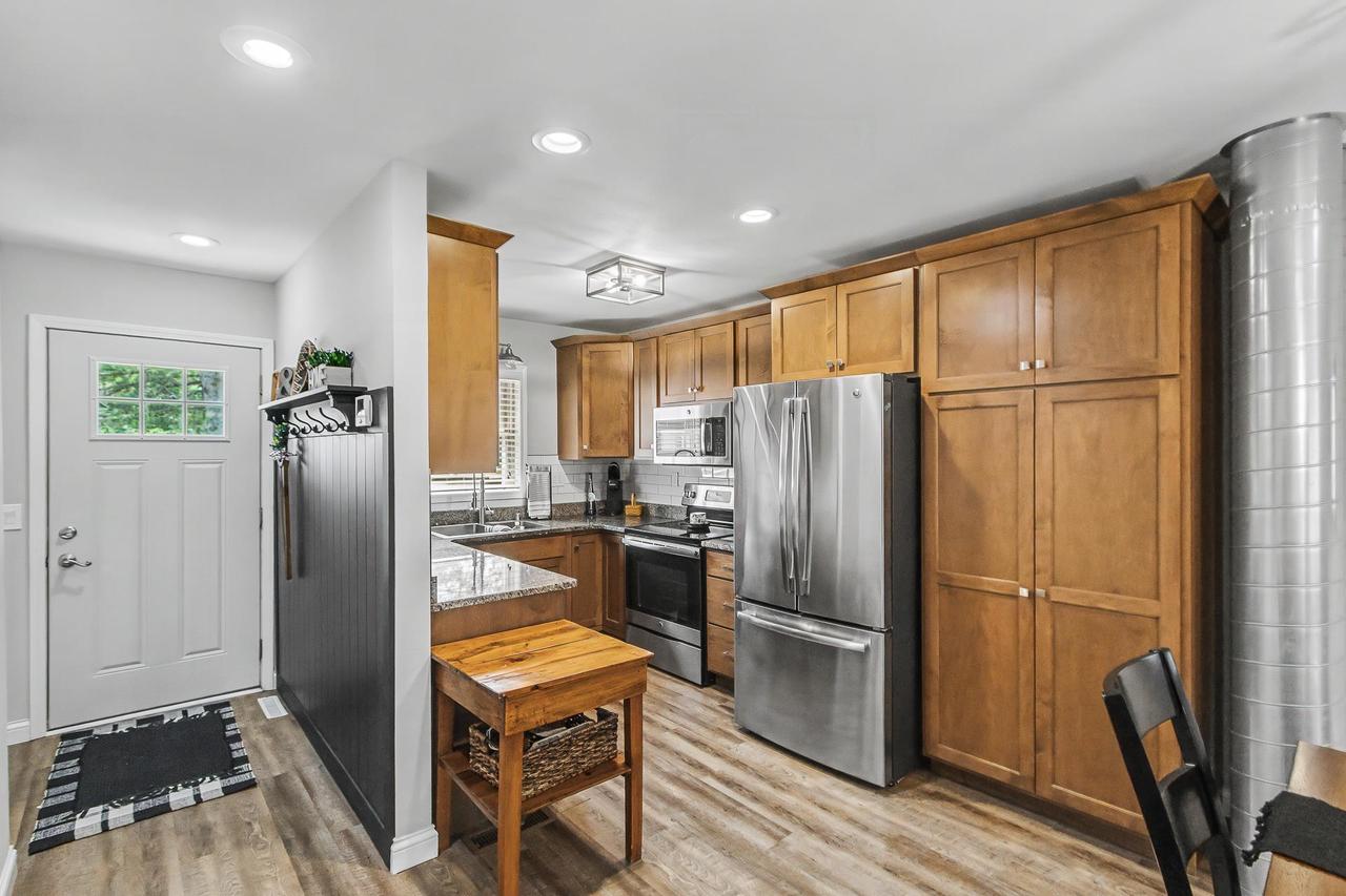 615 Saddle Ridge, Portage, WI 53901 — photo 3