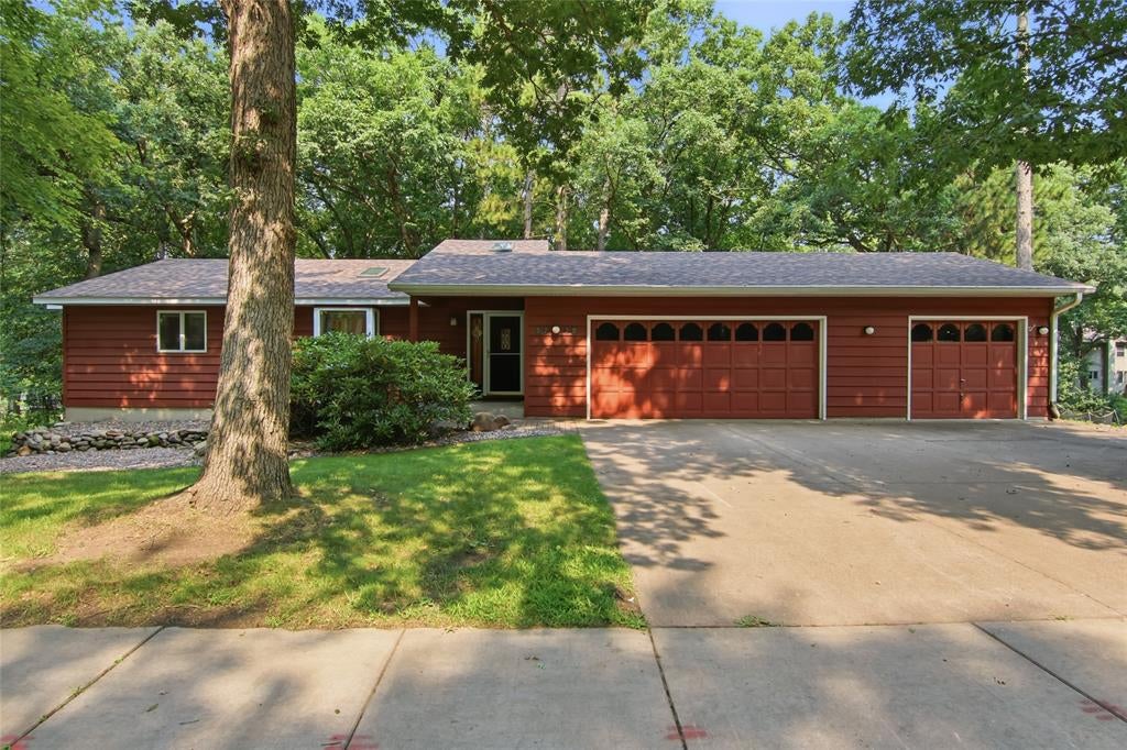 3728 Forest Heights Drive — photo