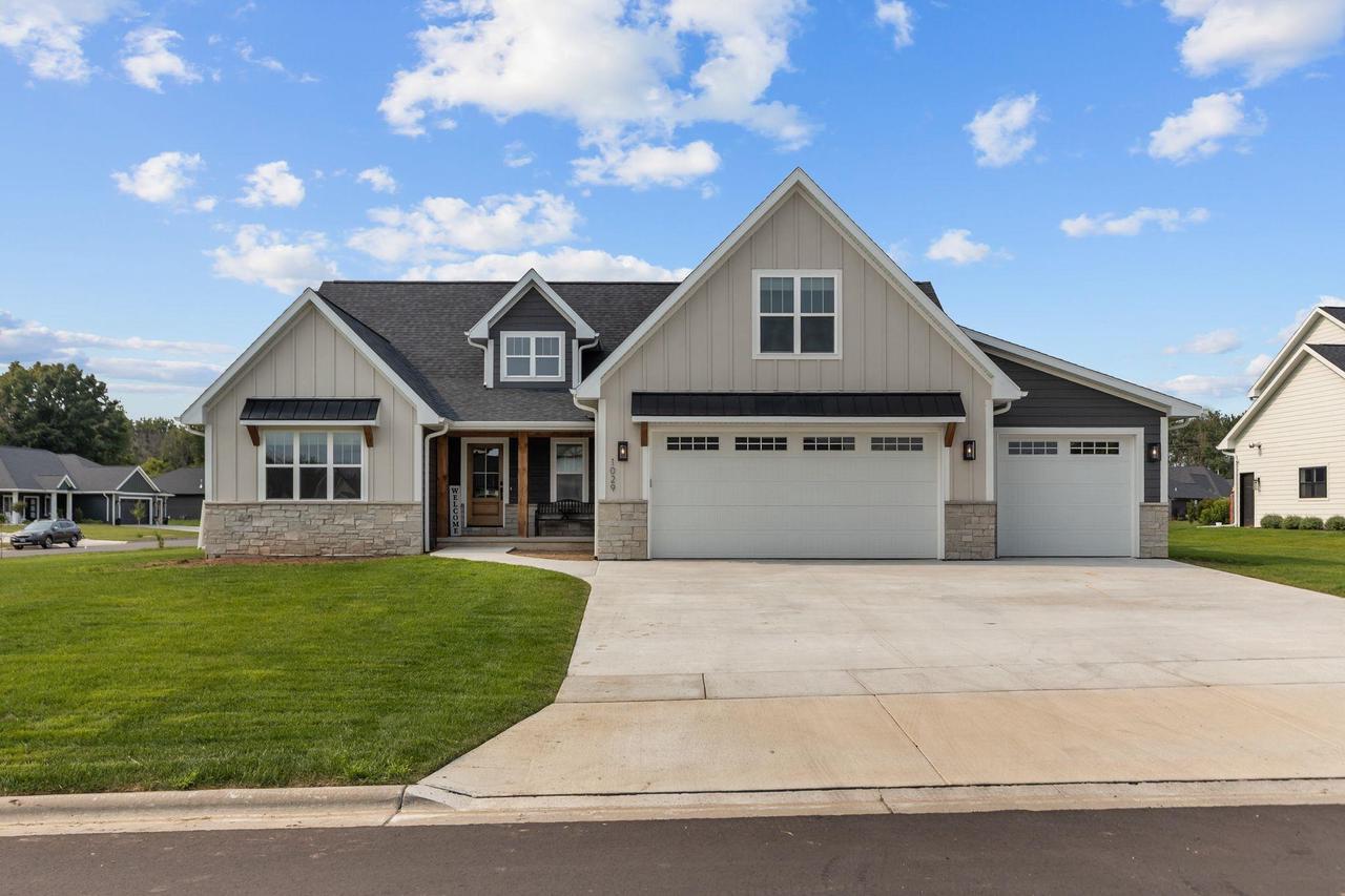 1029 Lancaster Court — photo