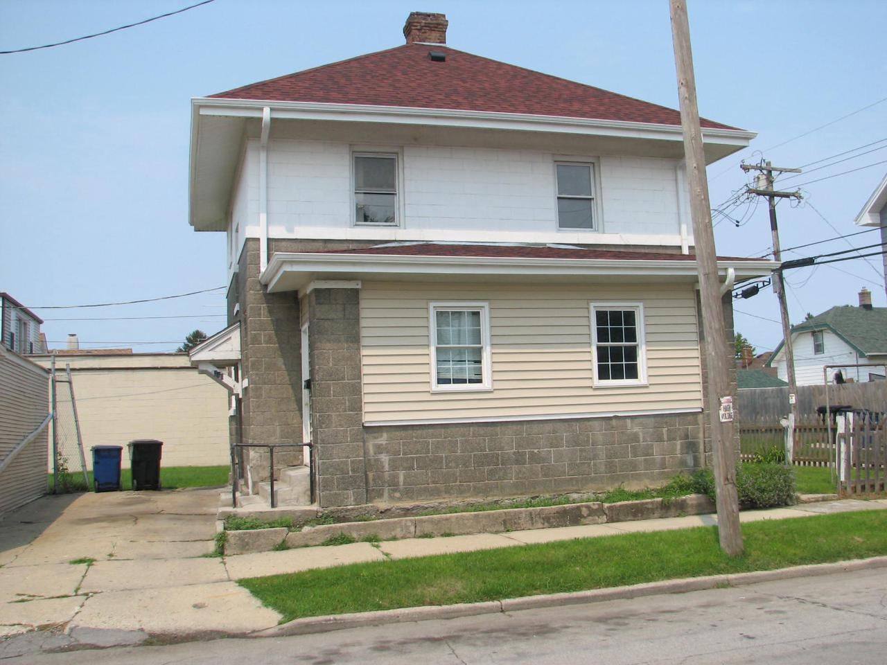 1018 Caron Butler Drive — photo