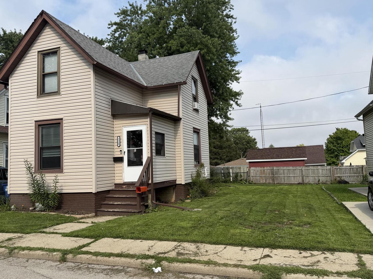 1115 Lewis Street — photo