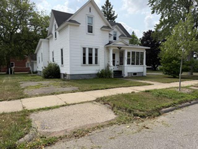 803 E Bridge Street — photo