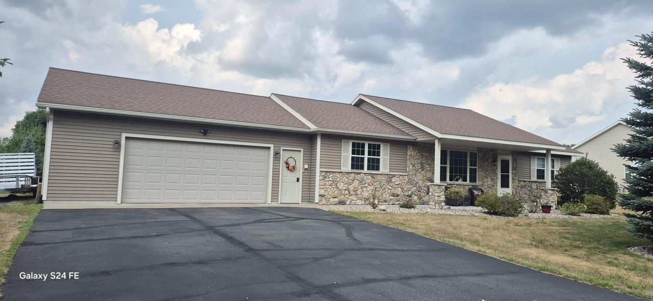 2184 Setter Drive — photo