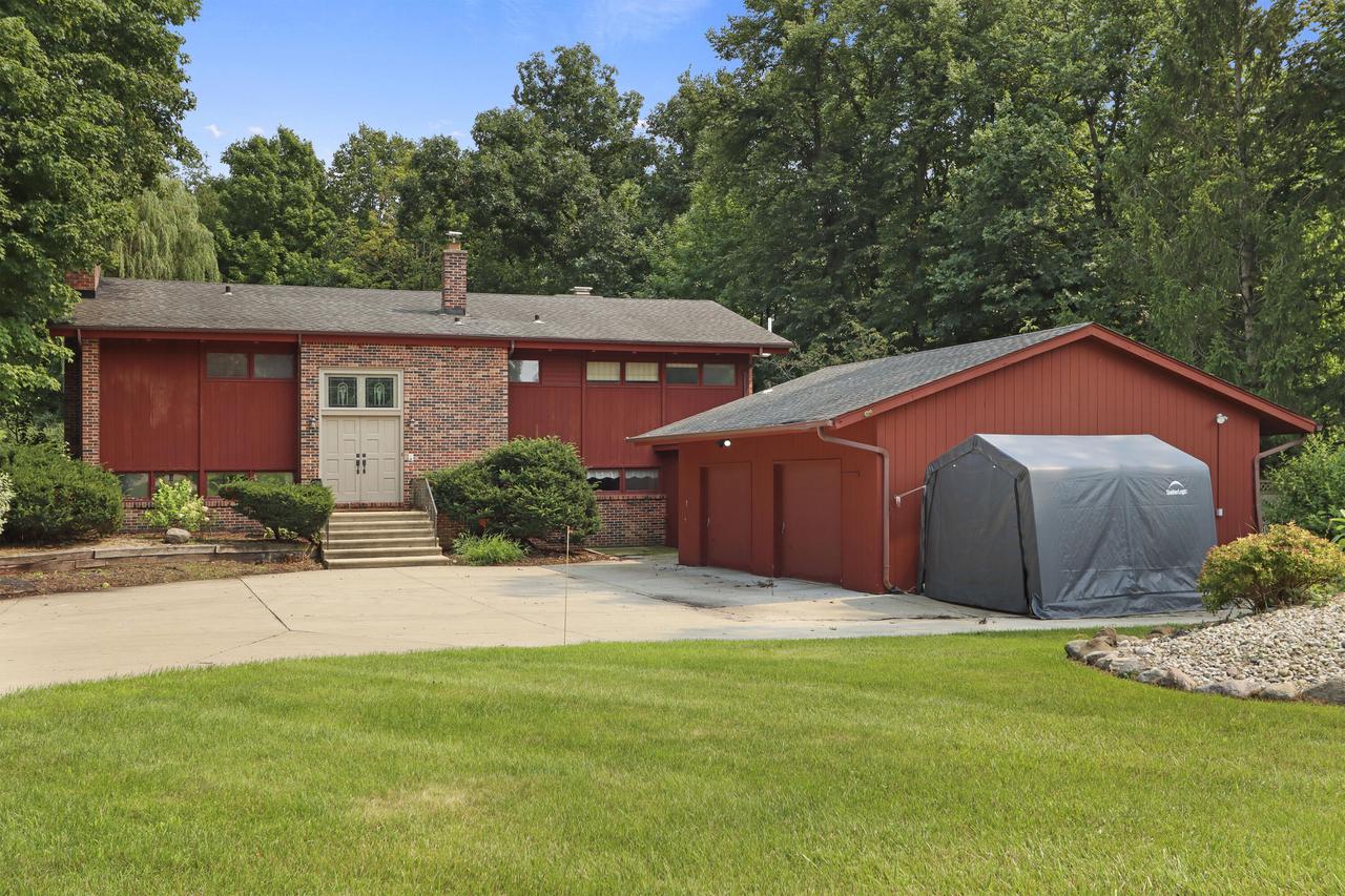 7101 Brook ROAD, Franksville, WI 53126 — photo 3
