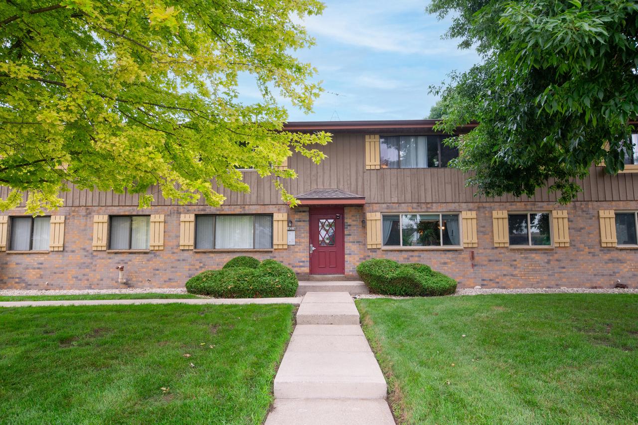 10376 W Whitnall Edge Court 204 — photo