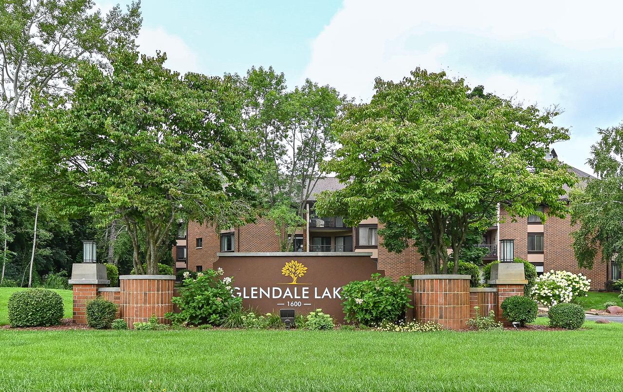 1600 W Green Tree Road B130 — photo