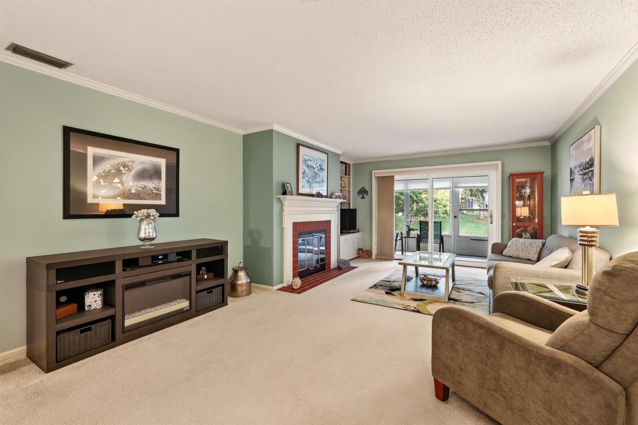 1522 Golf View Road D — photo