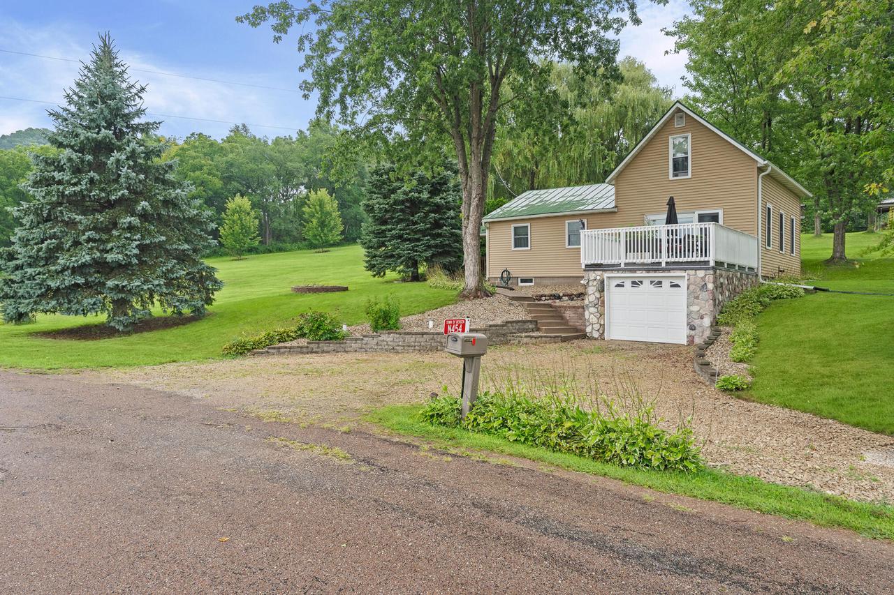 N454 Riverside LANE, Genoa, WI 54632 — photo 2