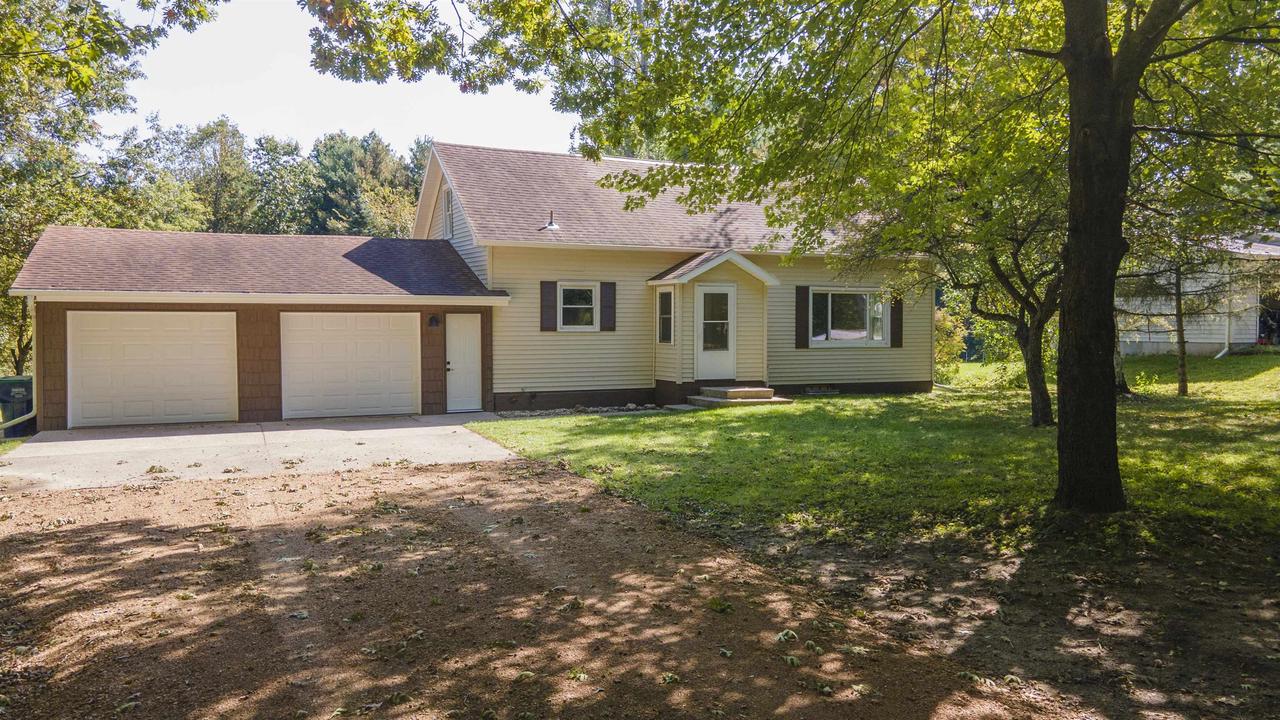E2059 N Westgate Acres Road — photo