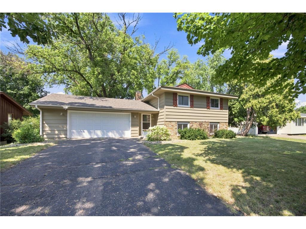 2370 Pleasant View Drive — photo