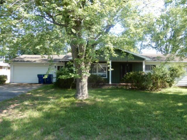 2704 E Neupert Avenue — photo