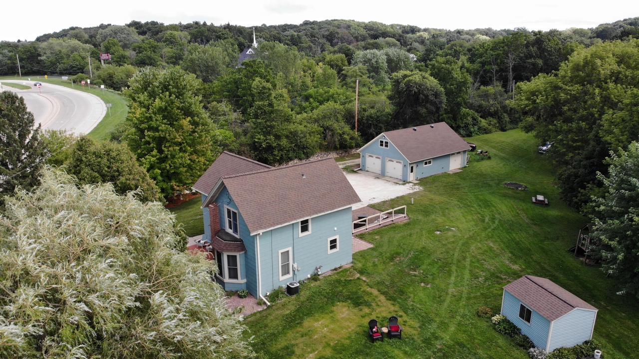 N14W28039 Silvernail Road — photo