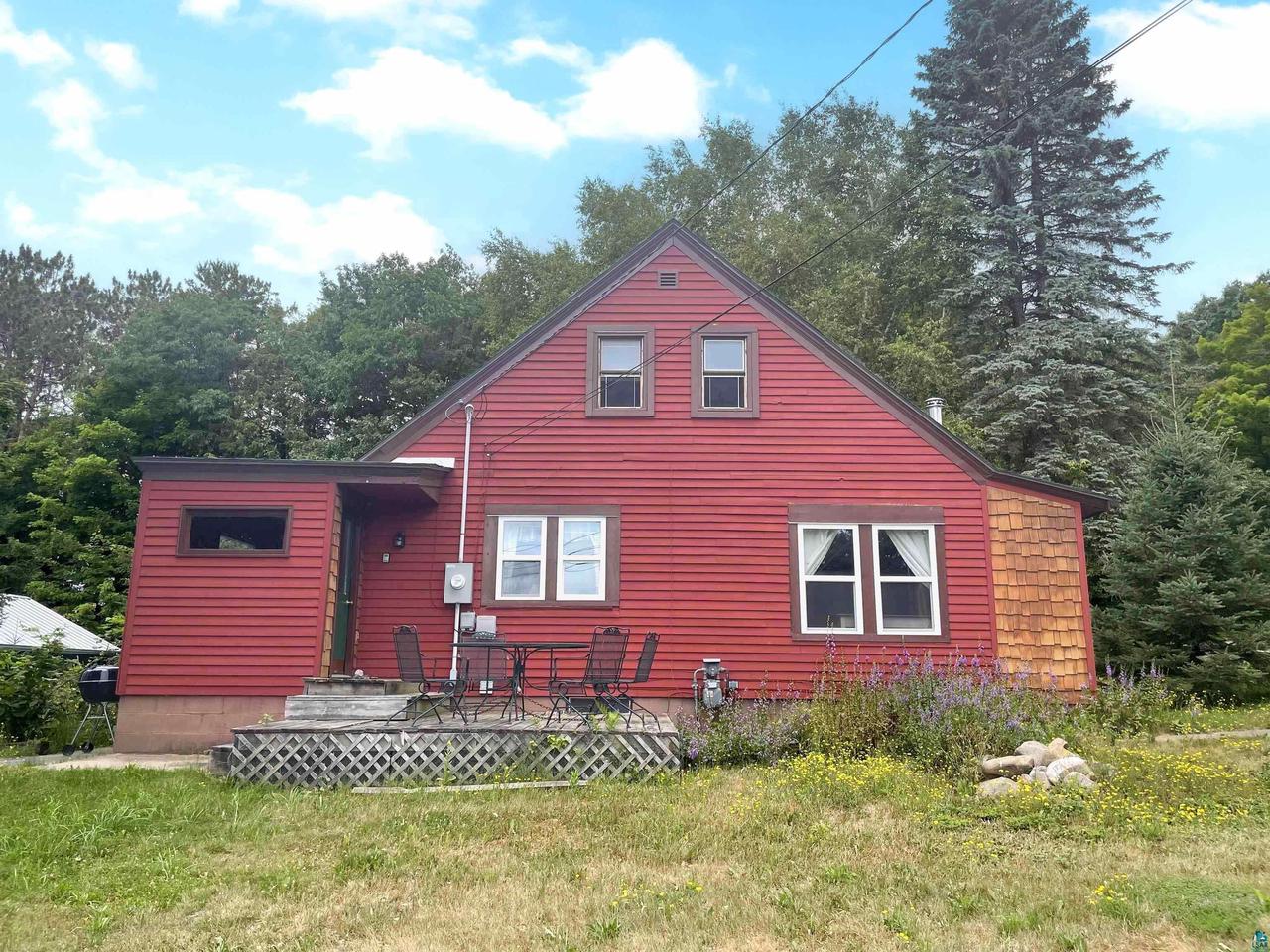 220 Lynde Ave — photo