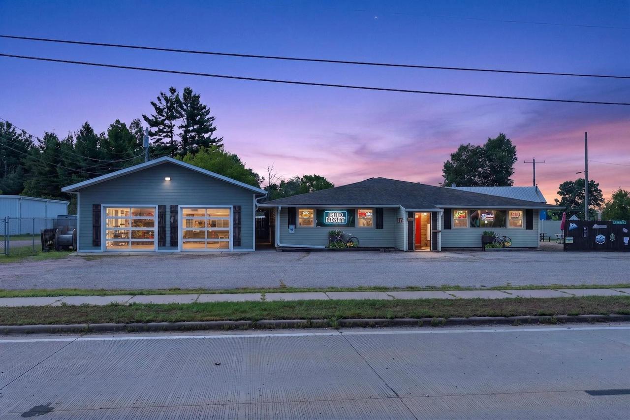 4010 Plover Road — photo